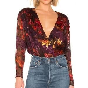 ASTR The Label REVOLVE Size Medium Maren Bodysuit in Plum and Red Floral